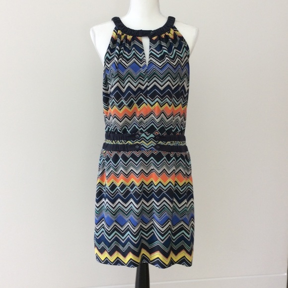 BCBG MAXAZRIA tight hip dress - Picture 4 of 7